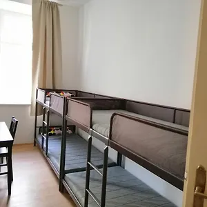  Hostal Apms
