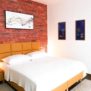 «go West» Guest Хостел
