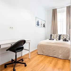  Hostal Nice Central City Room