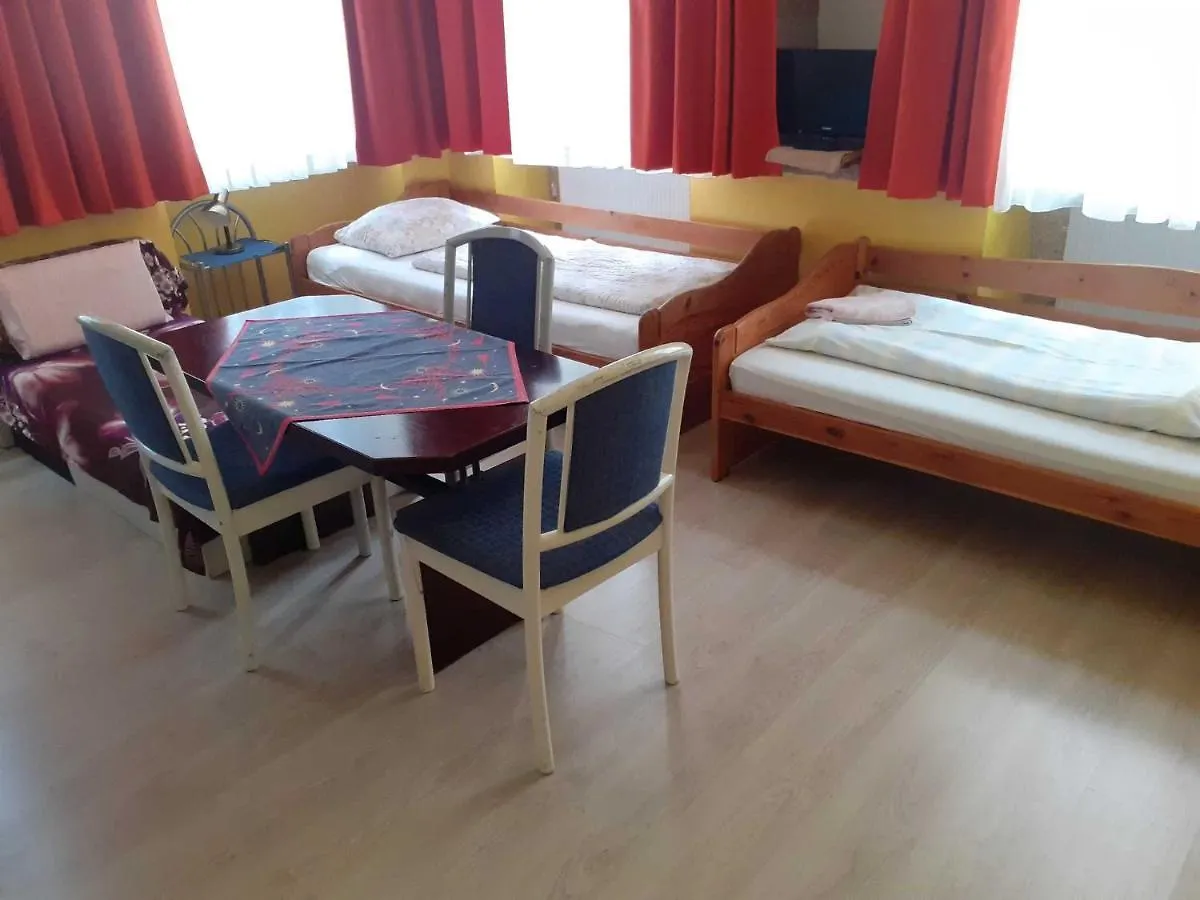 בית הארחה וינה Happyhostel