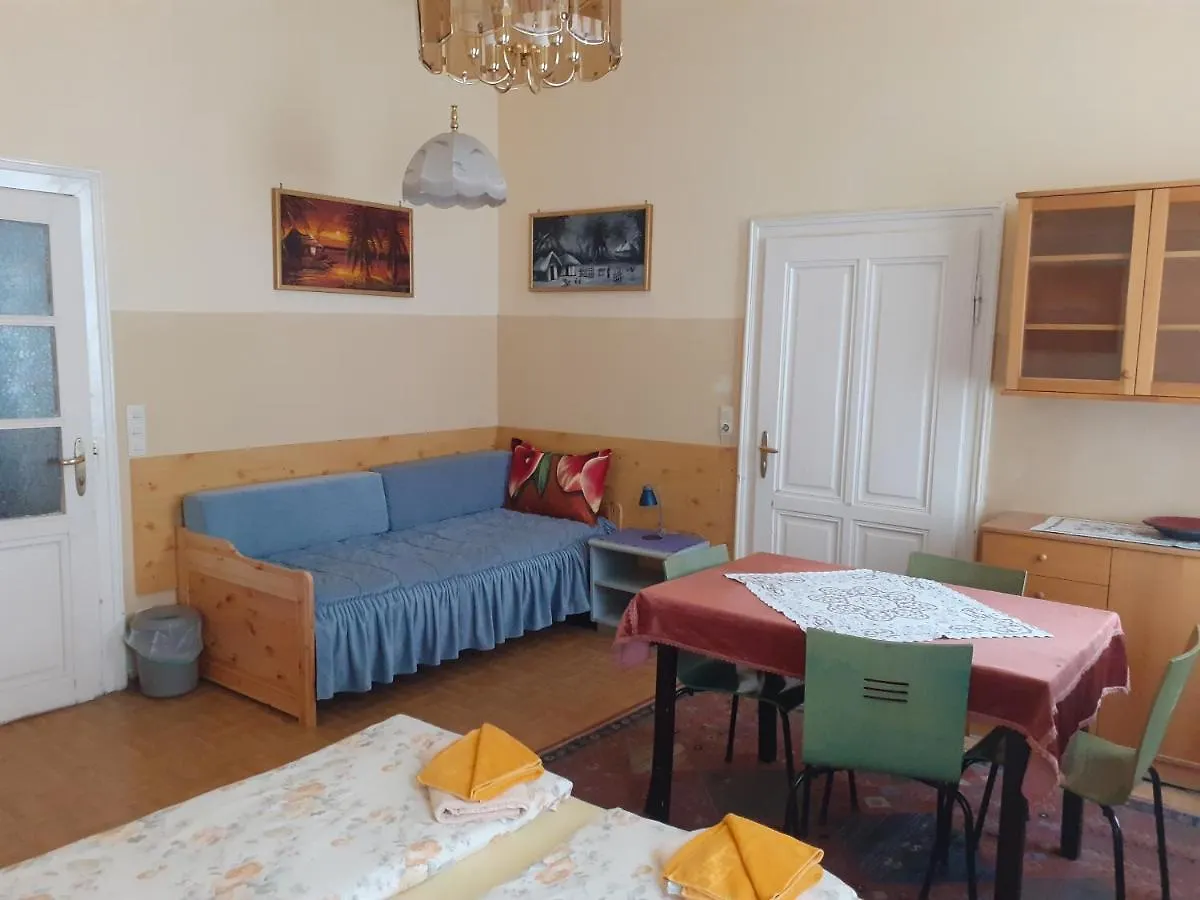 בית הארחה וינה Happyhostel