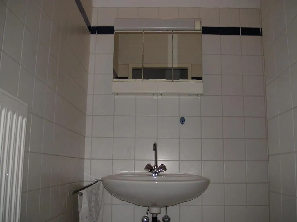 וינה Happyhostel בית הארחה